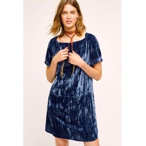 Anthropology floreat  crushed velvet dress size small